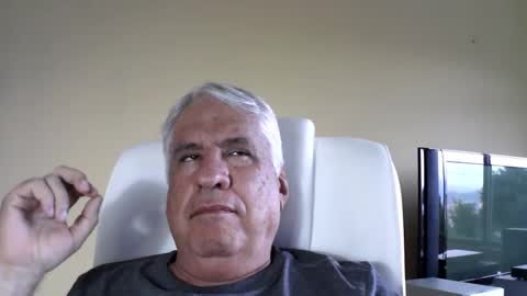 grisa01 online show from 04-23-26, 12:40