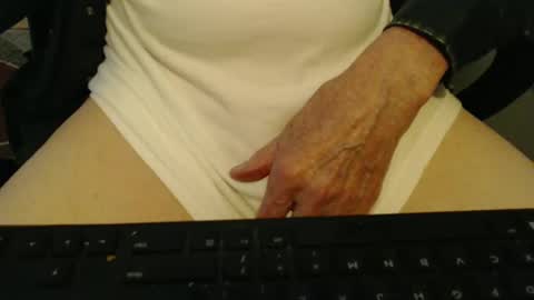 griz01 online show from 12-26-24, 06:22