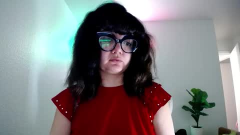 daphne online show from 03-10-26, 01:10