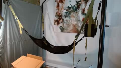 Snapshot of growingcub94 chatting on 09-08-25, 05:23 Alpha pup online show from 09-08-25, 05:23