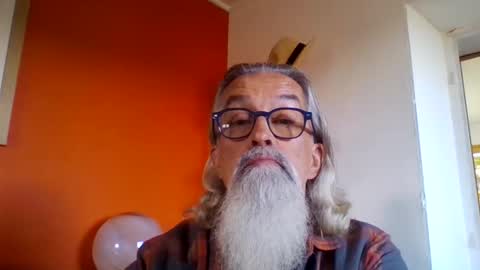 Grybear online show from 10-20-25, 11:32