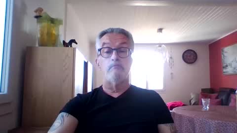 Grybear online show from 03-31-26, 10:48