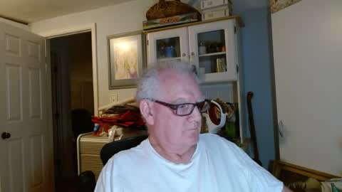 Horny Daddy online show from 06-20-26, 08:28