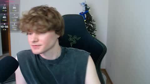 Snapshot of gucciboi4 chatting on 03-21-26, 03:48 gucciboi4 online show from 03-21-26, 03:48