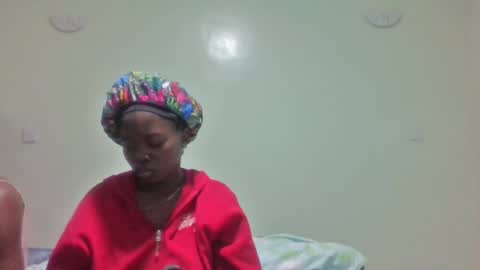 gud_lunah1 online show from 06-18-26, 08:36