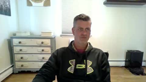 gudguy2025 online show from 04-20-26, 06:09