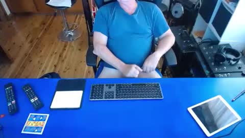 Snapshot of guesswhatigot2 chatting on 01-29-25, 06:12 guesswhatigot2 online show from 01-29-25, 06:12