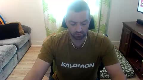 Snapshot of guillaume666286050 chatting on 06-09-26, 04:07 guillaume666286050 online show from 06-09-26, 04:07