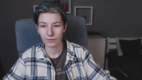 guitarandangell online show from 10-25-25, 03:36