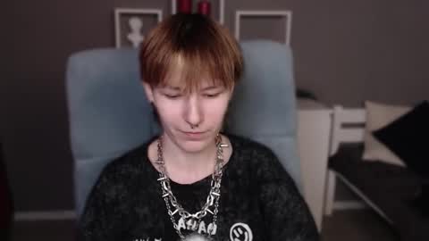 guitarandangell online show from 03-10-26, 05:34