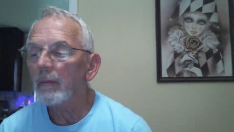 Snapshot of gulfcoast1952 chatting on 12-24-24, 02:12 Roy online show from 12-24-24, 02:12
