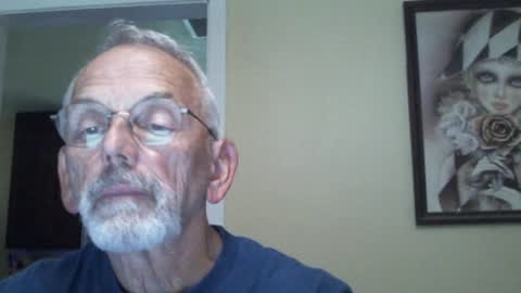 Snapshot of gulfcoast1952 chatting on 01-12-25, 04:08 Roy online show from 01-12-25, 04:08