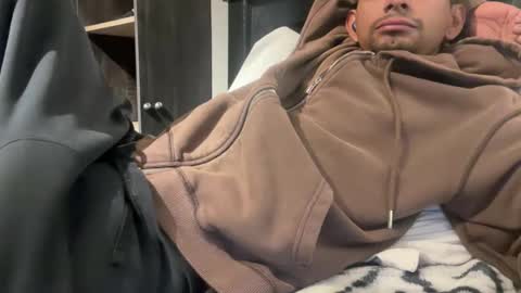 Snapshot of gumbywanna chatting on 11-21-25, 07:18 gumbywanna online show from 11-21-25, 07:18