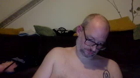 Snapshot of gummicasual chatting on 02-15-25, 08:11 gummicasual online show from 02-15-25, 08:11