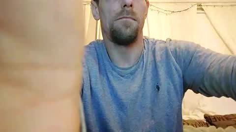 gunnarssonbenni33 online show from 03-07-26, 08:17