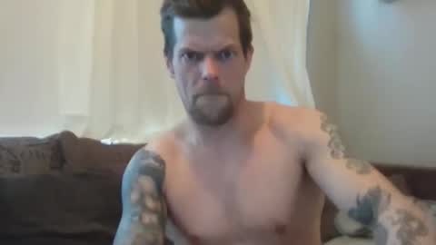 gunnarssonbenni33 online show from 04-23-26, 07:38