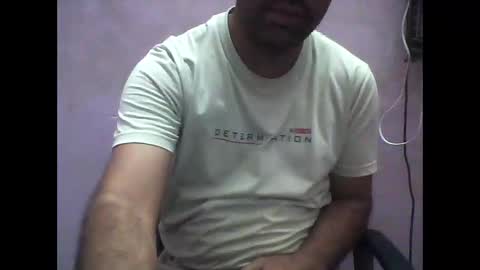 Snapshot of gury9476 chatting on 10-22-25, 10:59 Preet online show from 10-22-25, 10:59