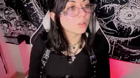 Miss online show from 09-27-25, 01:49