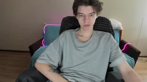 Snapshot of guy_liam1 chatting on 12-02-24, 05:04 guy_liam1 online show from 12-02-24, 05:04