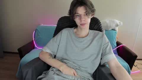 Snapshot of guy_liam1 chatting on 02-01-25, 01:09 guy_liam1 online show from 02-01-25, 01:09