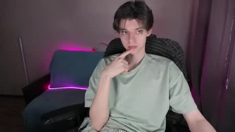 Snapshot of guy_liam1 chatting on 03-12-25, 03:07 guy_liam1 online show from 03-12-25, 03:07
