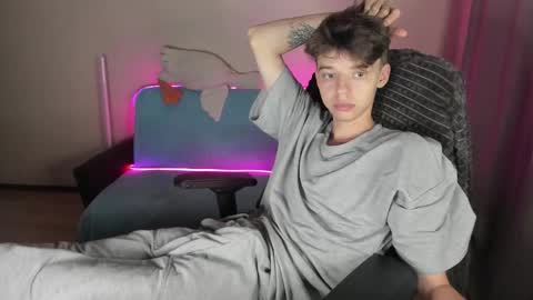 Snapshot of guy_liam1 chatting on 09-22-25, 04:31 guy_liam1 online show from 09-22-25, 04:31