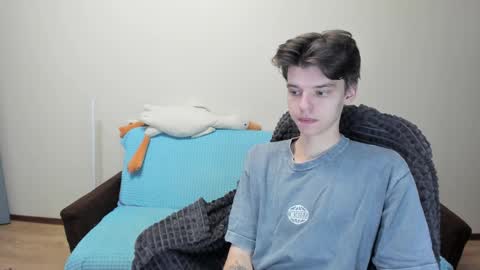 guy_liam1 online show from 10-27-25, 04:33