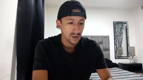 Snapshot of guykarim chatting on 03-23-26, 04:05 karim online show from 03-23-26, 04:05