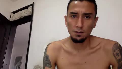 Snapshot of guytav30 chatting on 06-09-26, 11:44 Andy online show from 06-09-26, 11:44