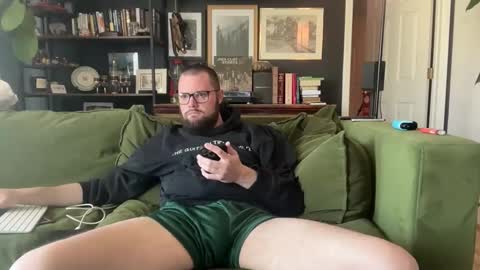 Snapshot of guywyo91 chatting on 05-15-26, 12:17 guywyo online show from 05-15-26, 12:17