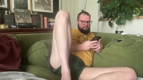 Snapshot of guywyo91 chatting on 05-16-26, 05:34 guywyo online show from 05-16-26, 05:34