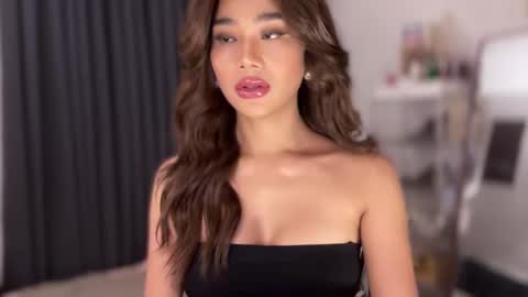 Snapshot of gwapangahas chatting on 03-04-26, 10:27 Alexa online show from 03-04-26, 10:27