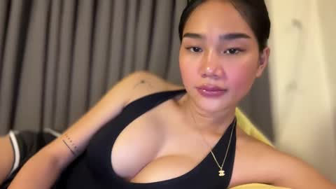 Snapshot of gwapangahas chatting on 04-08-26, 11:54 Alexa online show from 04-08-26, 11:54