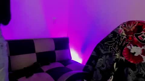 Snapshot of gwenhazel chatting on 09-18-25, 11:12 gwenhazel online show from 09-18-25, 11:12