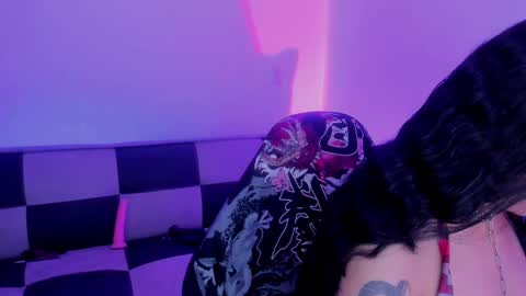 Snapshot of gwenhazel chatting on 09-19-25, 11:44 gwenhazel online show from 09-19-25, 11:44