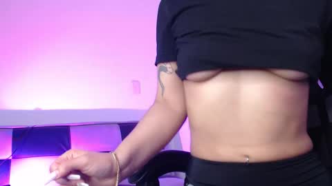 gwenhazel online show from 11-03-25, 11:22