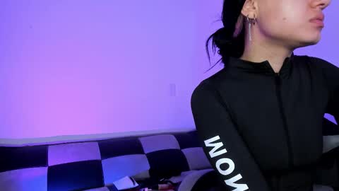 gwenhazel online show from 12-05-25, 11:19