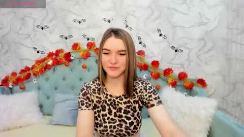 gwensmitt online show from 10-30-25, 12:01