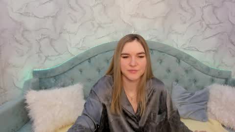 gwensmitt online show from 05-27-26, 01:57