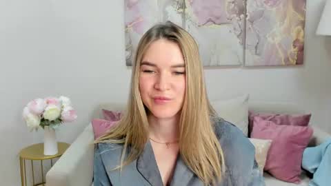 gwensmitt online show from 06-11-26, 12:32