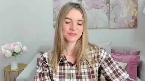 gwensmitt online show from 06-20-26, 10:01
