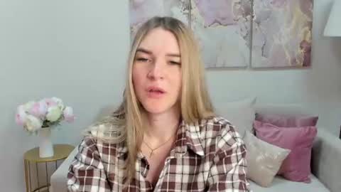 gwensmitt online show from 06-28-26, 09:43