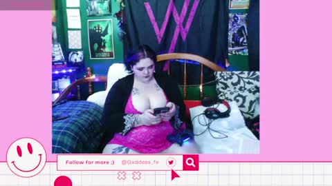 Snapshot of gxddess_fe chatting on 12-27-24, 02:25 Goddess Fe online show from 12-27-24, 02:25