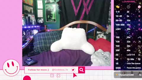 Snapshot of gxddess_fe chatting on 12-28-24, 11:48 Goddess Fe online show from 12-28-24, 11:48