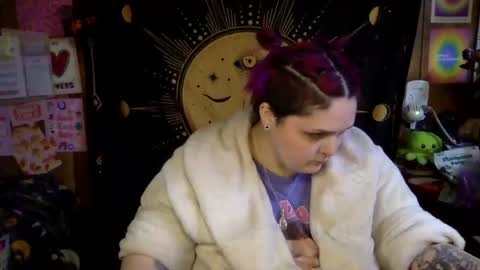 Snapshot of gxddess_fe chatting on 02-05-26, 04:11 Goddess Fe online show from 02-05-26, 04:11