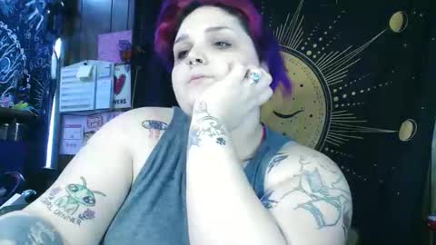 Snapshot of gxddess_fe chatting on 02-08-26, 01:14 Goddess Fe online show from 02-08-26, 01:14