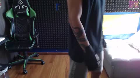 Gymbro42 online show from 07-06-26, 03:03
