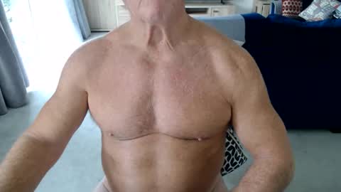 Snapshot of gymguyuk28 chatting on 10-21-25, 02:18 Gymguy online show from 10-21-25, 02:18