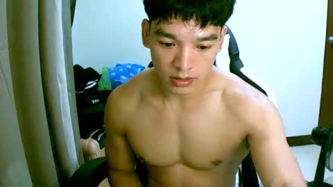 AJ online show from 04-11-26, 02:54