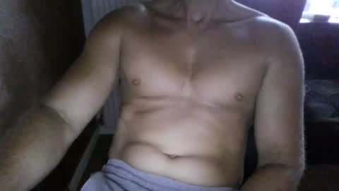 Snapshot of gymxxx_ chatting on 07-07-26, 05:43 gymxxx_ online show from 07-07-26, 05:43